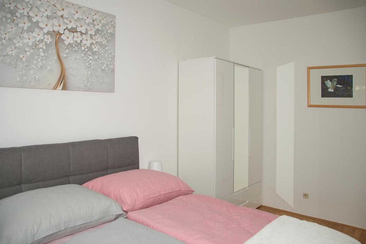 Blue Lotus Apartment Wien Exterior foto